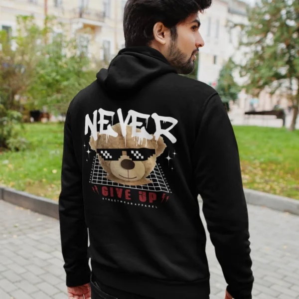 Streetwear Never Give Up Bear Hoodie