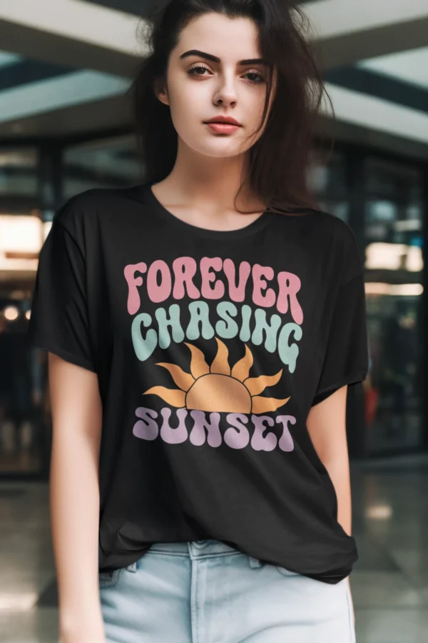 Summer Forever Chasing Sunset Woman T-shirt